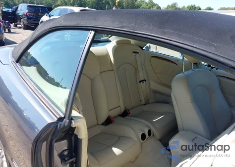 2008 Mercedes-Benz Clk 350 из США, поврежденный, VIN WDBTK56F38F250419